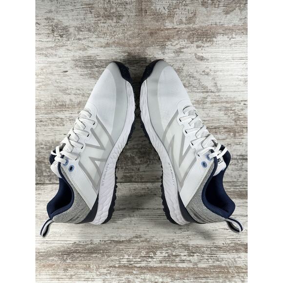 Mens New Balance Fresh Foam Contend V2 White Spikeless Golf Shoes Sz 10D EUC